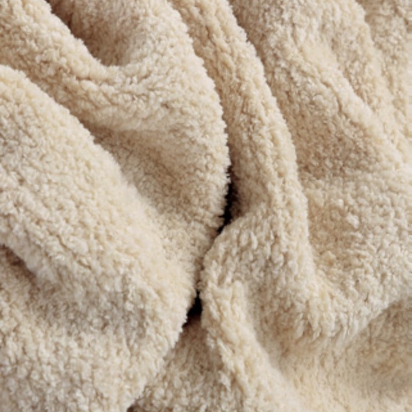 🚫🚫SOLD!🚫🚫🌸SUNDAY CITIZEN - Snug Lap Throw - Sahara Tan 🌸 - Picture 2 of 3